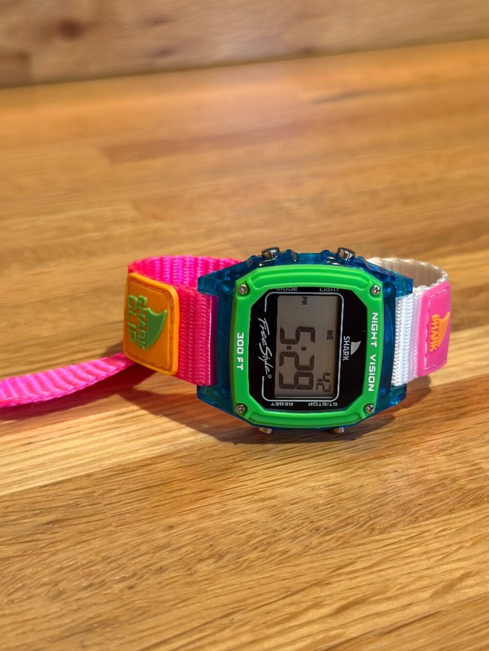 Freestyle Shark Classic Clip Neon Watch
